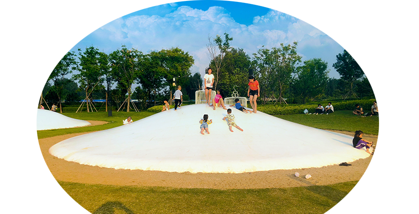 Inflatable white jumping cloud