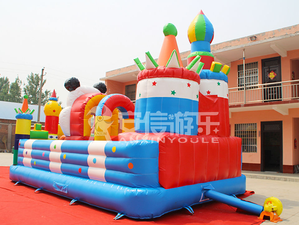 inflatable disney castle playground 7x4.5m