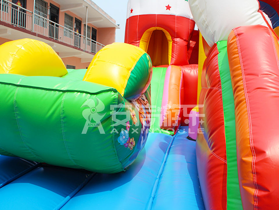 inflatable disney castle playground 7x4.5m