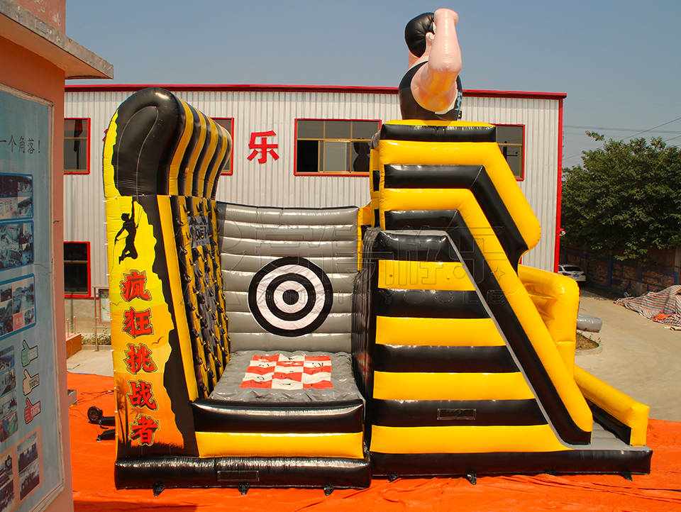 Inflatable crazy challenger jumping bouncer game