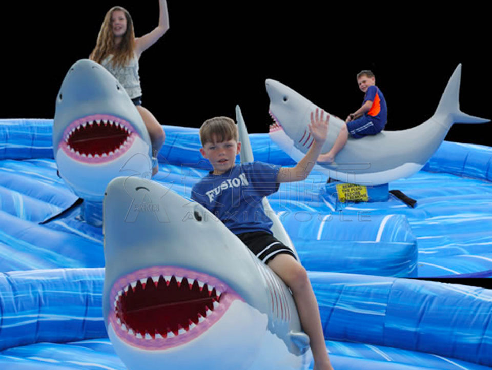 Customized inflatable mechanical shark ride game