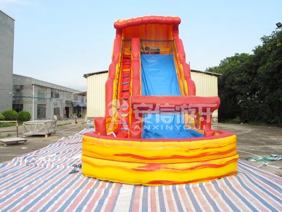 Giant inflatable water slide