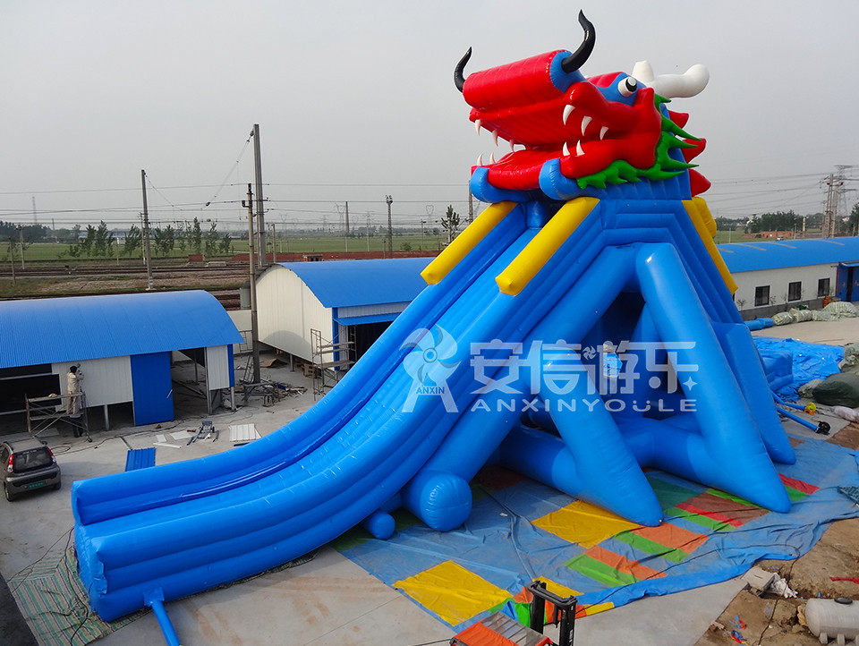 Giant inflatable water slide