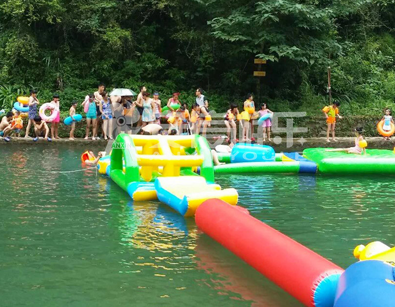ANXIN project inflatable floating obstacle course in guizhou