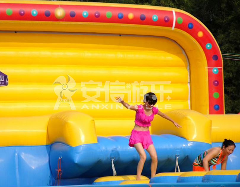 ANXIN Inflatable obstacle course floating mobile water park