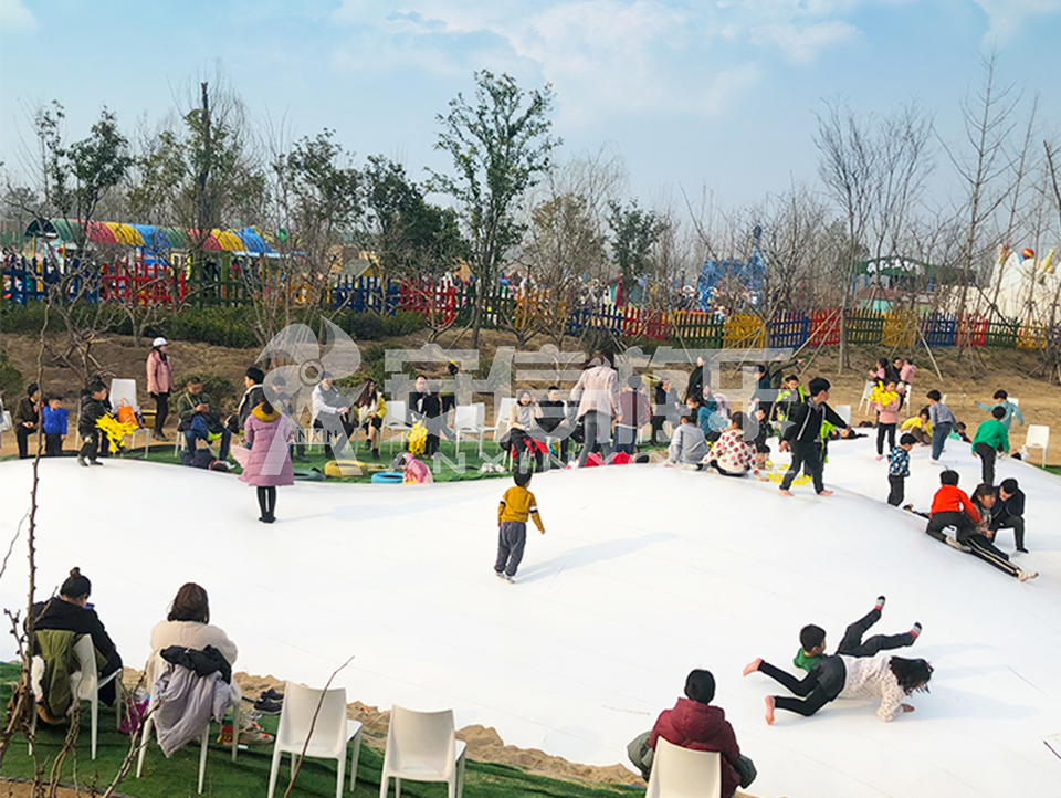 Jumping Cloud for Parks