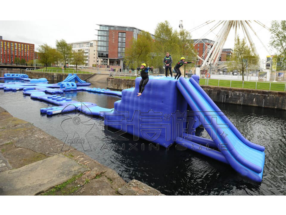 Inflatable Floating Water Park obstacle course aqua park